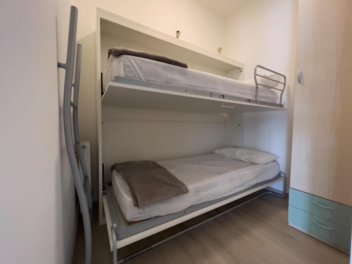 Apartment Paola-pochi Passi Dal Mare-zona Piazza Aurora-lido Di *