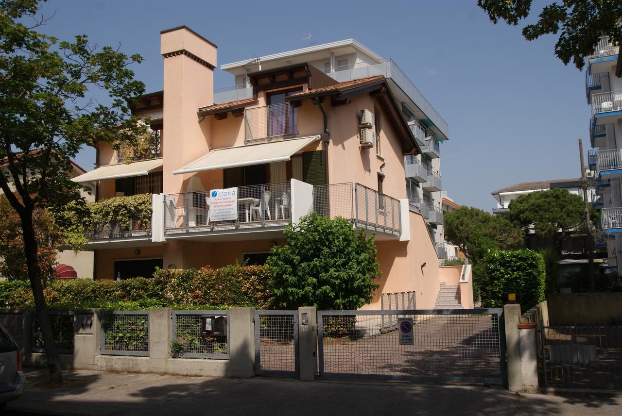 Paola-pochi Passi Dal Mare-zona Piazza Aurora-lido Di * Lido di Jesolo